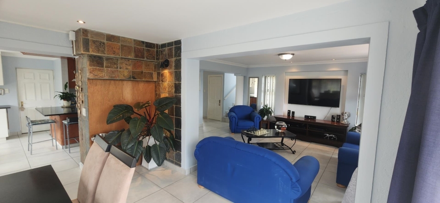 3 Bedroom Property for Sale in Reebok Western Cape